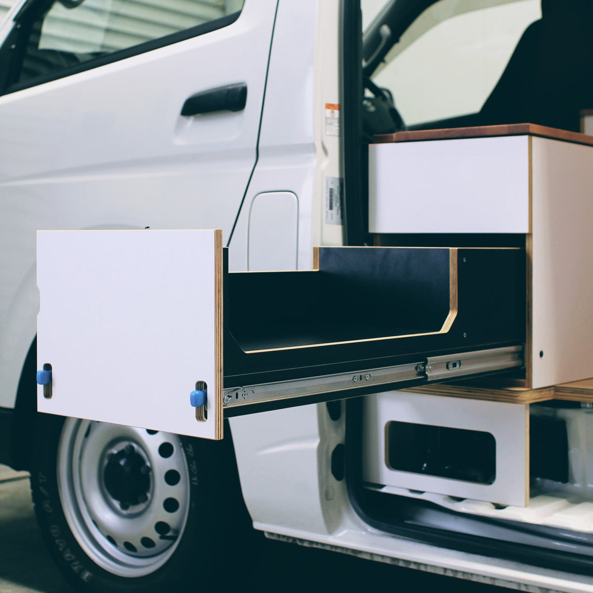 HiAce side pull-out kitchen extended on heavy-duty drawer slides