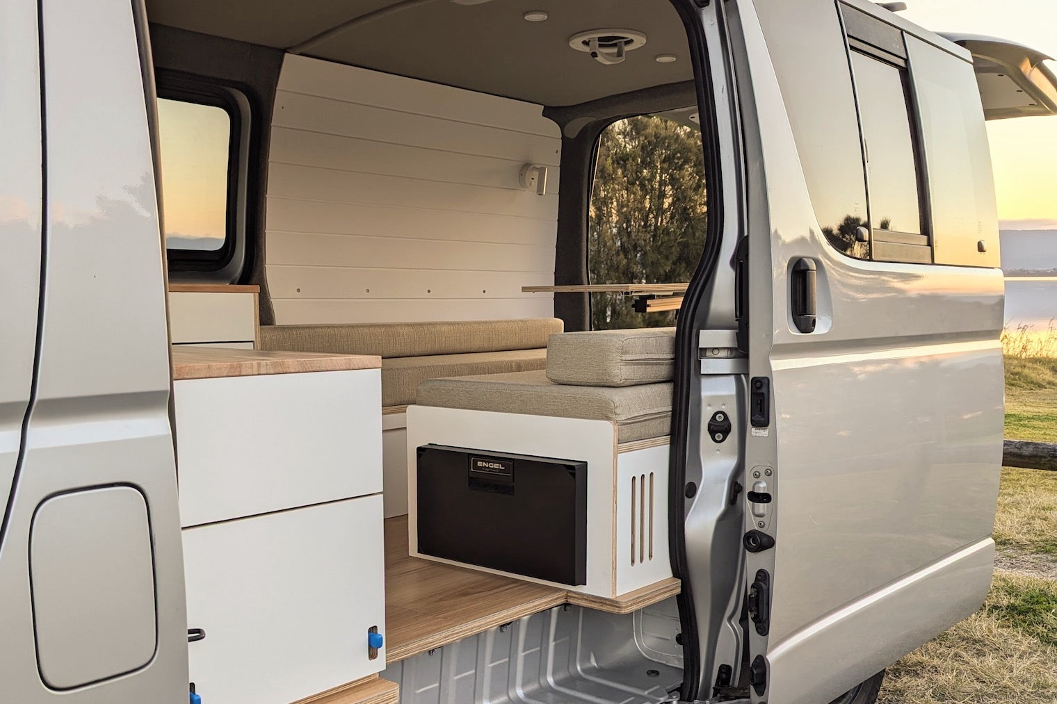 Toyota HiAce H200 Campervan – Vanpack Adventure Vans
